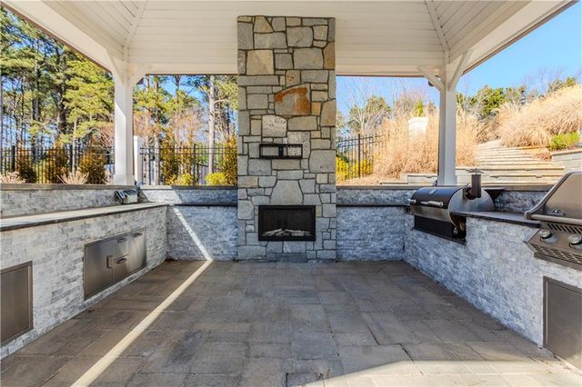 1445 Hillside Drive, Grayson, GA 30017