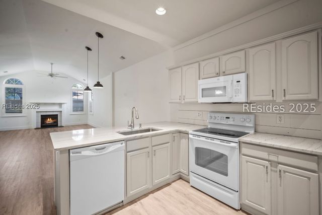 464 Abbey Glen Way 464, Hardeeville, SC 29927