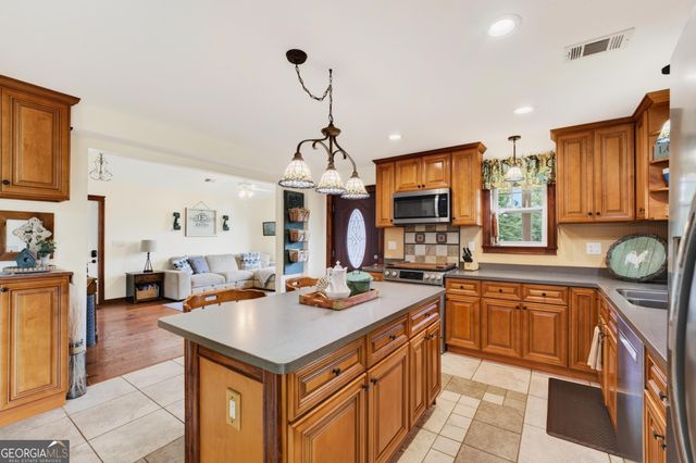 343 Torbet Drive, Forsyth, GA 31029