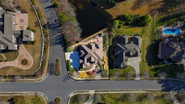 2801 Swan Lake Drive, High Point, NC 27262