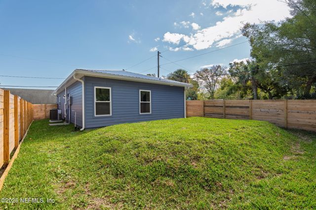 299 AIKEN Street, St. Augustine, FL 32084