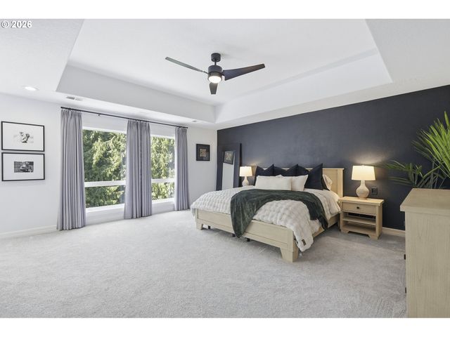 26500 Sw PETES MOUNTAIN Rd, West Linn, OR 97068