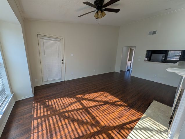 2728 Copper Creek Drive 208, Arlington, TX 76006