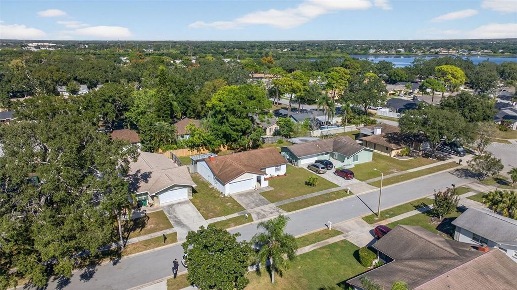 Image 30 of property listing at 105 LOTUS CIRCLE, Safety Harbor, FL 34695