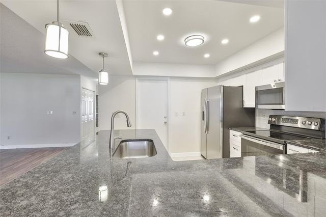 2035 HEATHFIELD CIRCLE 256, Sun City Center, FL 33573