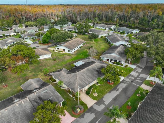 2035 HEATHFIELD CIRCLE 256, Sun City Center, FL 33573