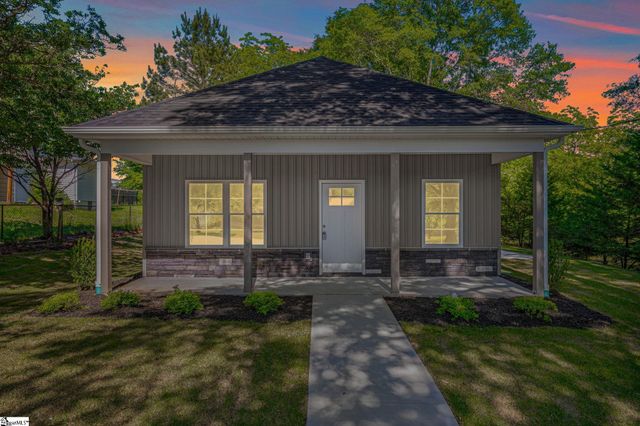 219 Maplecroft Street, Liberty, SC 29657