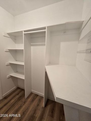 7326 W Maryland Avenue W, Glendale, AZ 85303