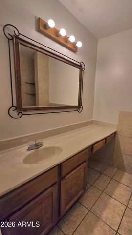 7326 W Maryland Avenue W, Glendale, AZ 85303