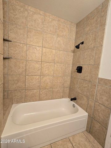 7326 W Maryland Avenue W, Glendale, AZ 85303