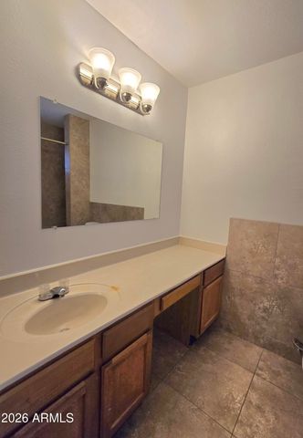 7326 W Maryland Avenue W, Glendale, AZ 85303