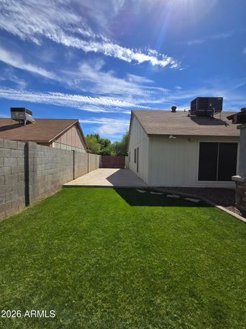 7326 W Maryland Avenue W, Glendale, AZ 85303