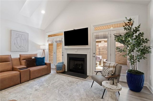 1557 Oakbluffs Drive, Colfax, NC 27235