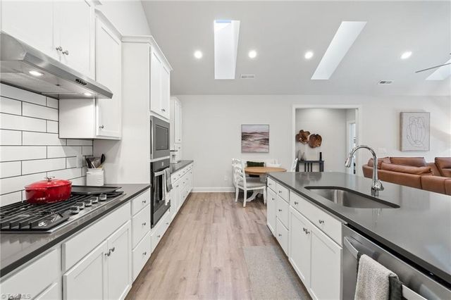 1557 Oakbluffs Drive, Colfax, NC 27235