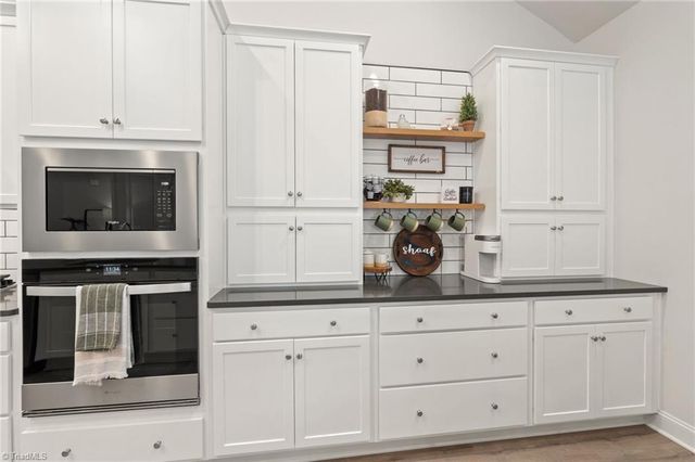 1557 Oakbluffs Drive, Colfax, NC 27235