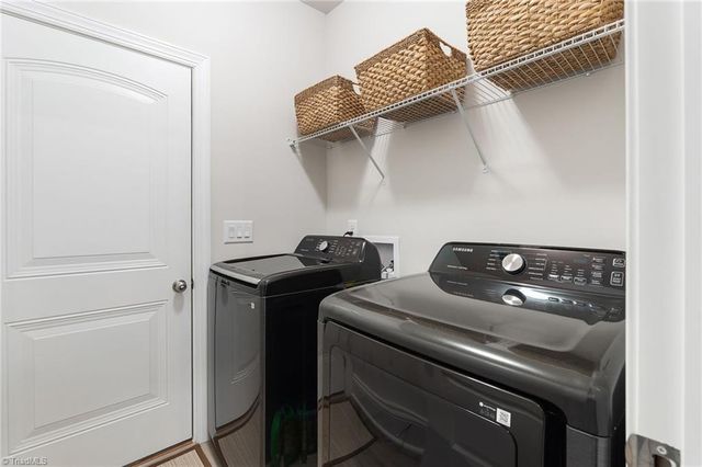 1557 Oakbluffs Drive, Colfax, NC 27235