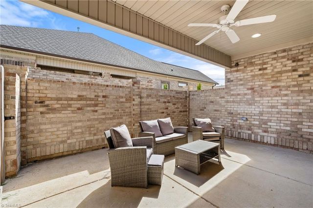 1557 Oakbluffs Drive, Colfax, NC 27235