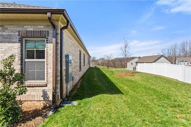 1557 Oakbluffs Drive, Colfax, NC 27235