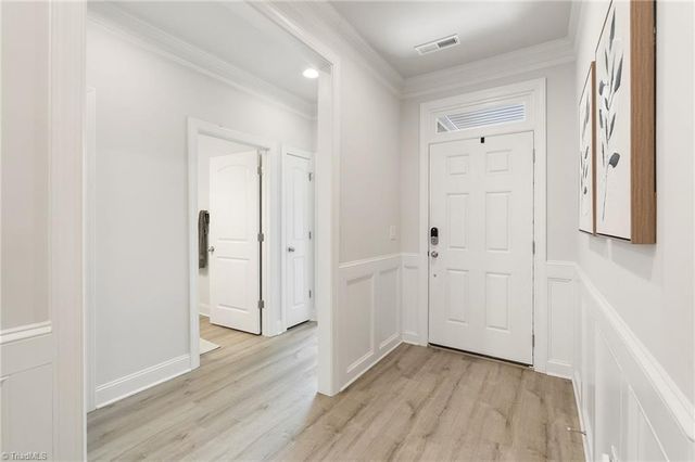 1557 Oakbluffs Drive, Colfax, NC 27235