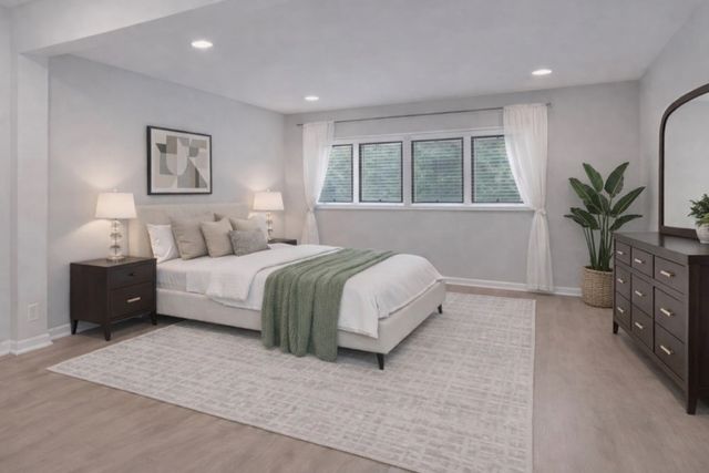 1029 Elmwood Avenue, Deerfield, IL 60015