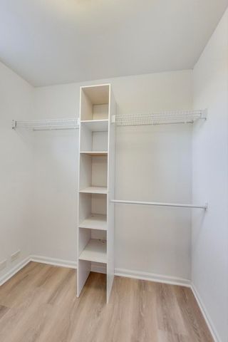 1029 Elmwood Avenue, Deerfield, IL 60015