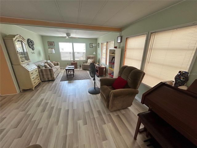 7490 46TH AVENUE N 314, St Petersburg, FL 33709