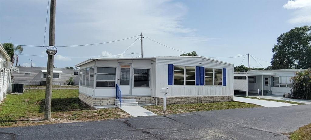 7490 46TH AVENUE N 314, St Petersburg, FL 33709