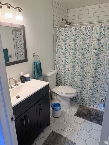 5971 S 4000 W, Taylorsville, UT 84129