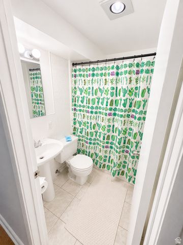 5971 S 4000 W, Taylorsville, UT 84129
