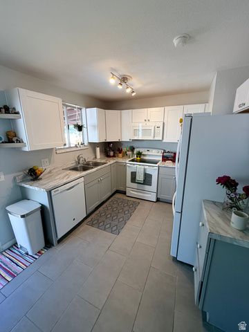 5971 S 4000 W, Taylorsville, UT 84129