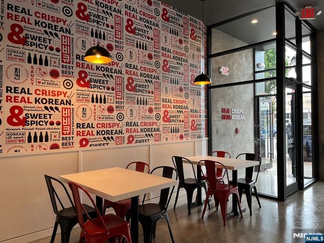 350 Bloomfield, Caldwell, NJ 07006