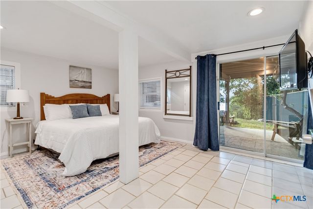 1359 Glenn Drive, Canyon Lake, TX 78133