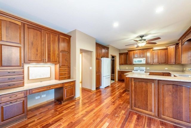 10850 35th AVENUE, Pleasant Prairie, WI 53158