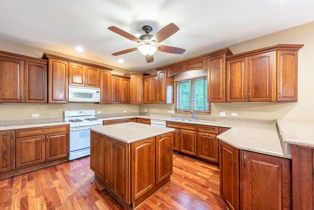 10850 35th AVENUE, Pleasant Prairie, WI 53158