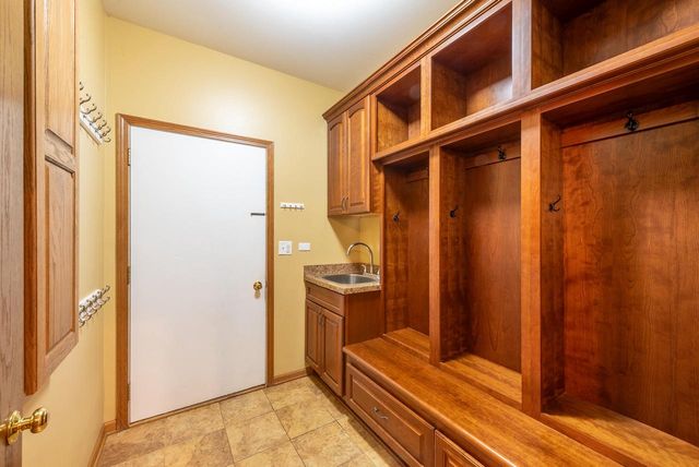 10850 35th AVENUE, Pleasant Prairie, WI 53158