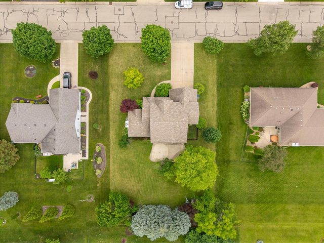 10850 35th AVENUE, Pleasant Prairie, WI 53158