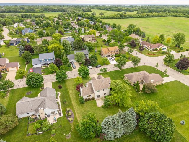10850 35th AVENUE, Pleasant Prairie, WI 53158