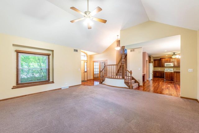 10850 35th AVENUE, Pleasant Prairie, WI 53158