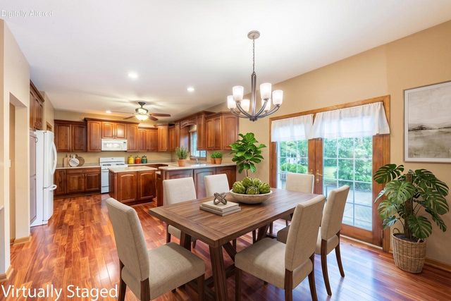10850 35th AVENUE, Pleasant Prairie, WI 53158