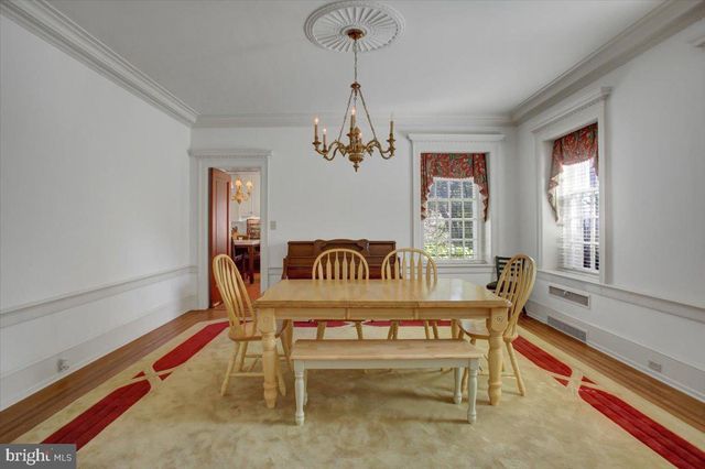 307 W KING ST, Shippensburg, PA 17257