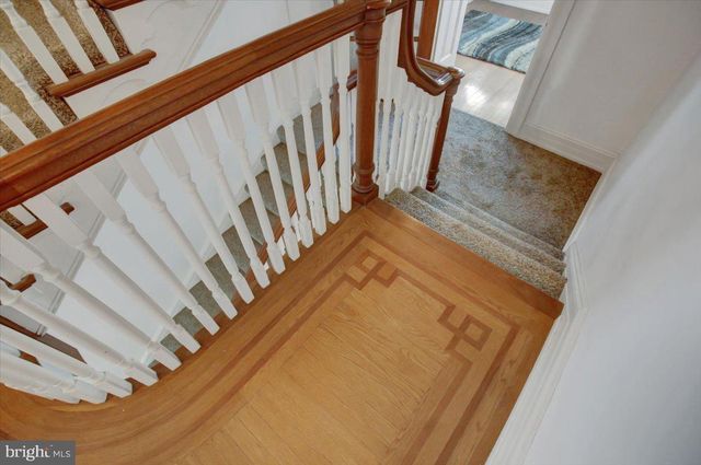 307 W KING ST, Shippensburg, PA 17257