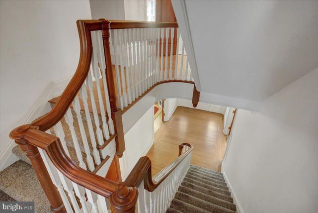 307 W KING ST, Shippensburg, PA 17257