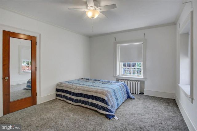 307 W KING ST, Shippensburg, PA 17257