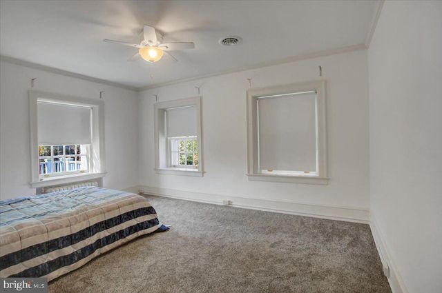 307 W KING ST, Shippensburg, PA 17257