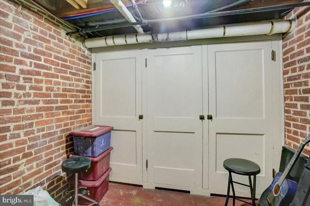 307 W KING ST, Shippensburg, PA 17257