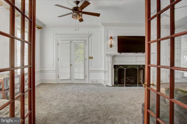 307 W KING ST, Shippensburg, PA 17257