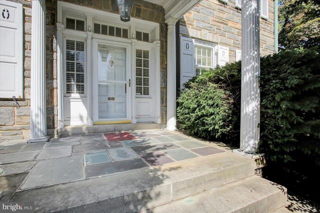 307 W KING ST, Shippensburg, PA 17257