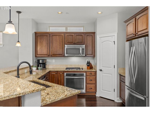 29374 Sw BROWN Rd, Wilsonville, OR 97070