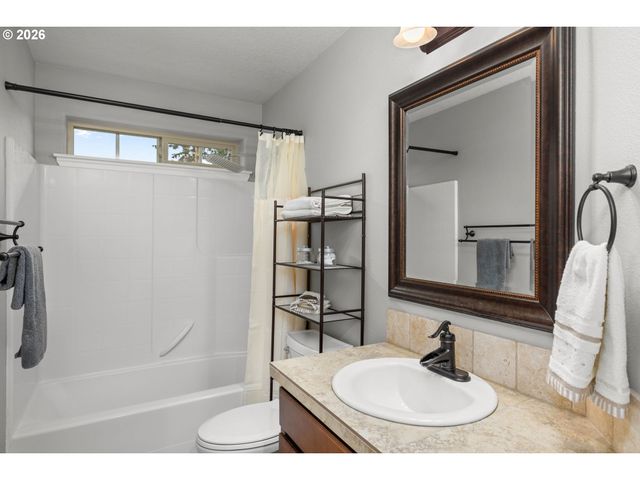 29374 Sw BROWN Rd, Wilsonville, OR 97070