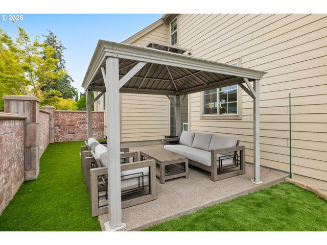 29374 Sw BROWN Rd, Wilsonville, OR 97070